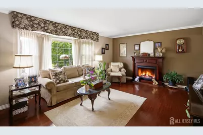 25 Dusko Drive, Sayreville, NJ 08859 - Photo 6
