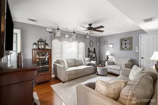 25 Dusko Dr, Sayreville, NJ 08859 - Photo 12