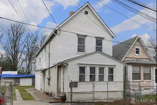 368 Inslee St, Perth Amboy, NJ 08861 - Photo 1