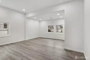 1433 Dogwood Dr, Piscataway Township, NJ 08854 - Photo 10