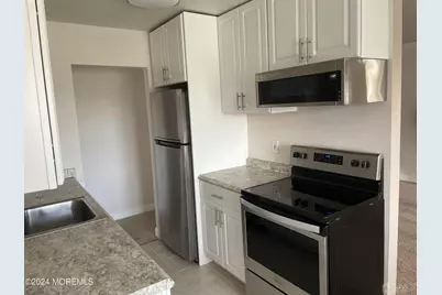 60 Manchester Court #E, Freehold Township, NJ 07728 - Photo 2