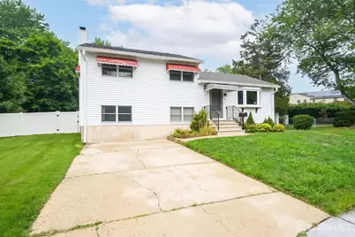 12 Gover Court, Spotswood, NJ 08884 - Photo 2