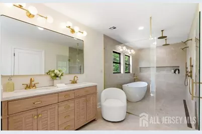 [Address not provided], Metuchen, NJ 08840 - Photo 40