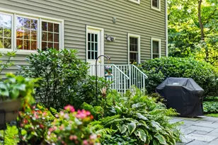 11 Beechtree Ln, Plainsboro Township, NJ 08536 - Photo 32