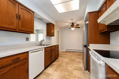 457 Roxbury Lane #A, Monroe Township, NJ 08831 - Photo 8