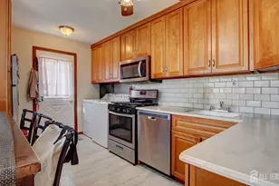33 Patton Dr, Sayreville, NJ 08872 - Photo 12