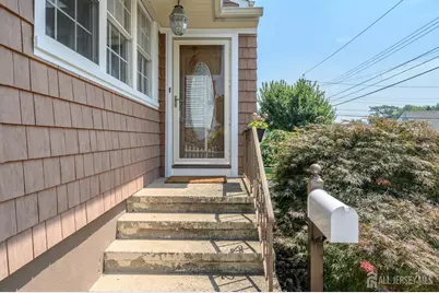 23 Hearthstone Avenue, Fords, NJ 08863 - Photo 2
