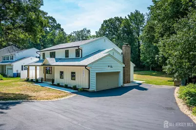 300 E Chestnut Avenue E, Metuchen, NJ 08840 - Photo 10
