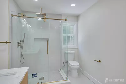 300 E Chestnut Avenue E, Metuchen, NJ 08840 - Photo 56