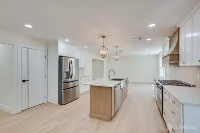 300 E Chestnut Avenue E, Metuchen, NJ 08840 - Photo 38