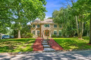 19 Cherokee Rd, East Brunswick Township, NJ 08816 - Photo 4