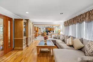 19 Cherokee Rd, East Brunswick Township, NJ 08816 - Photo 14