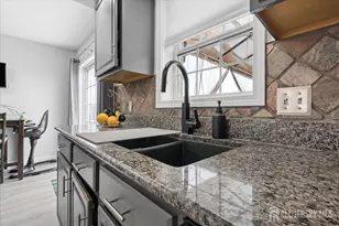 130 Clauss St, Carteret, NJ 07008 - Photo 16