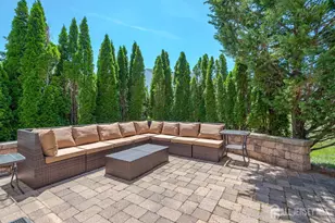 118 Turnberry Dr, Monroe Township, NJ 08831 - Photo 2