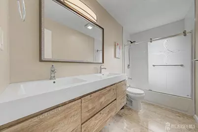 41 Montclair Avenue, Edison, NJ 08820 - Photo 16