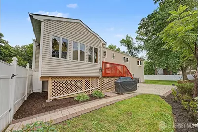 41 Montclair Avenue, Edison, NJ 08820 - Photo 30
