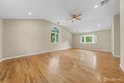 41 Montclair Avenue, Edison, NJ 08820 - Photo 26