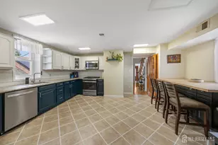 4 Jeanette St, Carteret, NJ 07008 - Photo 1