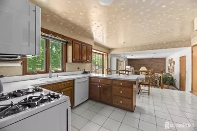 11 Aspen Circle, Edison, NJ 08820 - Photo 14