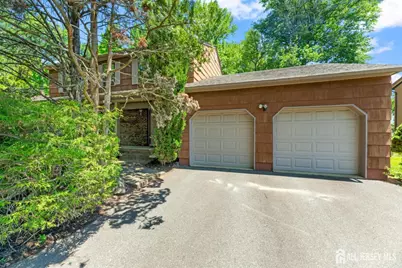 11 Aspen Circle, Edison, NJ 08820 - Photo 1