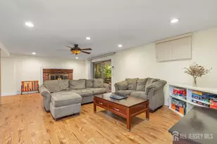 403 New Dover Rd, Colonia, NJ 07067 - Photo 32