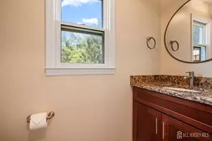 24 Van Hise Ct, East Brunswick Township, NJ 08816 - Photo 10