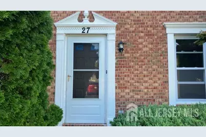 27 Beechwood Court, South Brunswick Township, NJ 08852 - Photo 2