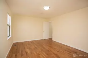 7 Cactus Ct, Edison, NJ 08820 - Photo 14