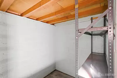 172 Ryders Lane, New Brunswick, NJ 08901 - Photo 32