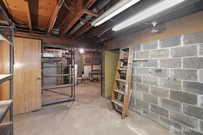 172 Ryders Lane, New Brunswick, NJ 08901 - Photo 30