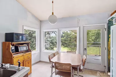 172 Ryders Lane, New Brunswick, NJ 08901 - Photo 10