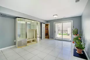 60 S Cliff Road S, Colonia, NJ 07067 - Photo 26