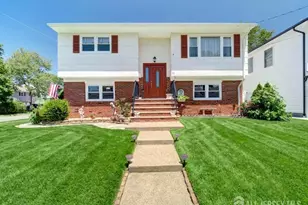 60 S Cliff Road S, Colonia, NJ 07067 - Photo 1