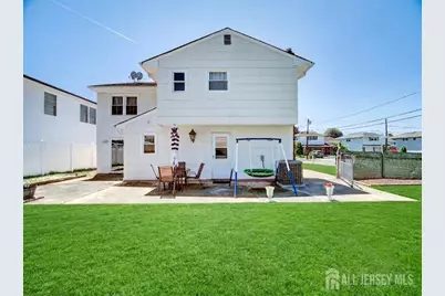 60 S Cliff Road S, Colonia, NJ 07067 - Photo 8