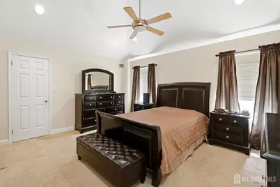 21 Heritage Drive, South River, NJ 08882 - Photo 12