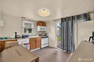 24 Hillcrest Ave, Edison, NJ 08817 - Photo 6