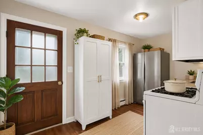 [Address not provided], Edison, NJ 08817 - Photo 12