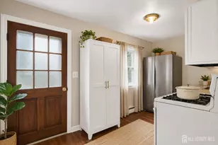 24 Hillcrest Ave, Edison, NJ 08817 - Photo 12