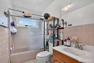 24 Hillcrest Ave, Edison, NJ 08817 - Photo 16