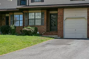 7 Cactus Ct, Edison, NJ 08820 - Photo 4