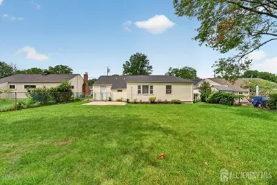 25 Kenmore Road, Edison, NJ 08817 - Photo 16