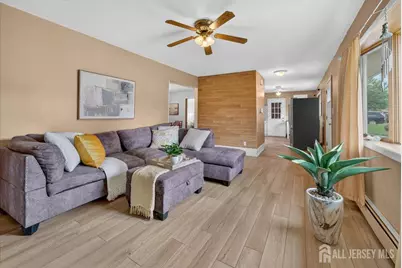 25 Kenmore Road, Edison, NJ 08817 - Photo 6