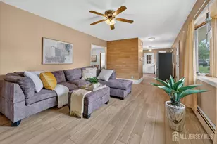 25 Kenmore Rd, Edison, NJ 08817 - Photo 6