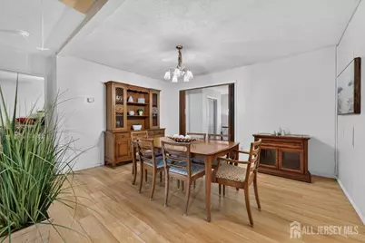 25 Kenmore Road, Edison, NJ 08817 - Photo 10