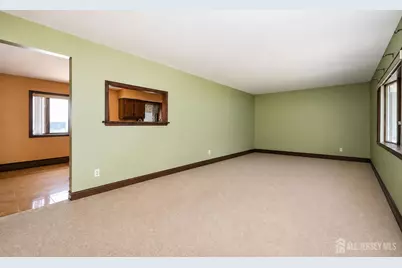 16 Ivy Place, Monroe Township, NJ 08831 - Photo 6