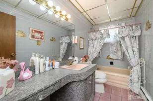 127 Hagaman St, Carteret, NJ 07008 - Photo 14