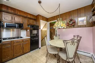 127 Hagaman St, Carteret, NJ 07008 - Photo 10