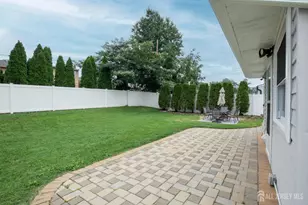 [Address not provided], Iselin, NJ 08830 - Photo 22