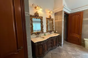 [Address not provided], Holmdel, NJ 07733 - Photo 14