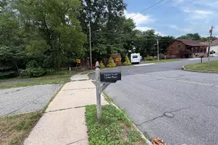 1 Johns Pl, Helmetta, NJ 08828 - Photo 26